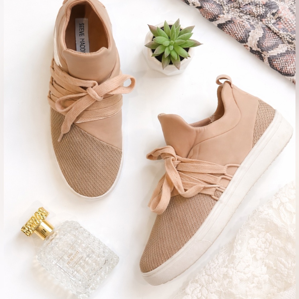 Steve Madden Blush Tan Knit Platform Sneakers